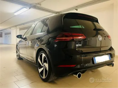 Usata VW Golf VII GTI 230 CV (169 kW) 2018 Nero Berlina