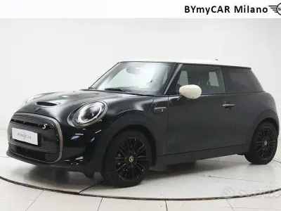 Usata Mini Cooper SE Classic 75 kW (102 CV) 2022 Utilitaria