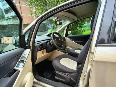 Usata Lancia Musa 95 CV (69 kW) 2005 Oro Monovolume