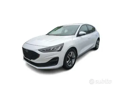 Käytetty Ford Focus Business Edition 120 HP (88 kW) 2022 Valkoinen Sedan