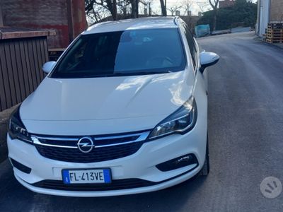 usata Opel Astra Sports Tourer 1.6 cdti Cosmo s&s 110cv