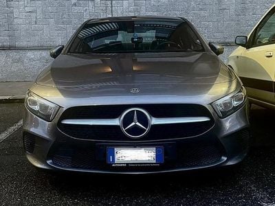 Usata Mercedes A180 116 CV (85 kW) 2020 Grigio Berlina