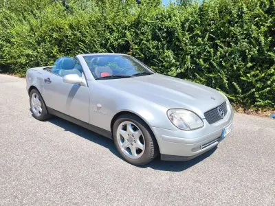 Usata Mercedes SLK200 192 CV (141 kW) 2000 Grigio Cabrio