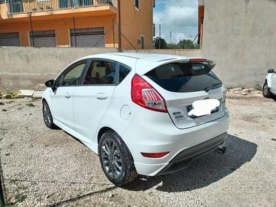 Usata Ford Fiesta ST-Line 100 CV (73 kW) 2017 Utilitaria