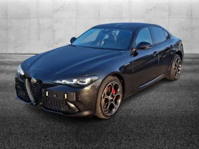 Usata Alfa Romeo Giulia Veloce 280 CV (205 kW) 2023 Nero metallizzato Berlina