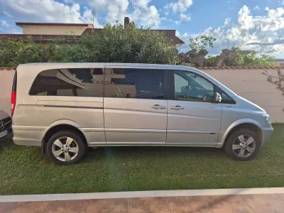 Begagnad Mercedes Viano 163 HK (119 kW) 2012 Silver Minibuss