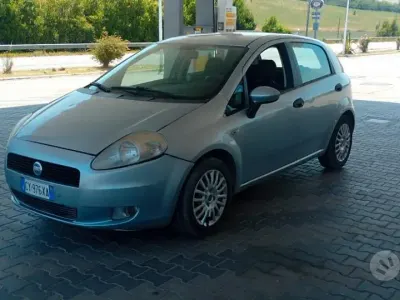 Usata Fiat Grande Punto Active 75 CV (55 kW) 2006 Grigio Utilitaria