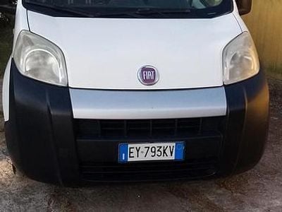 Begagnad Fiat Fiorino 77 HK (56 kW) 2013 Vit Minibuss
