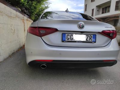 usata Alfa Romeo Giulia 2.2 t Rosso Edizione 160cv auto