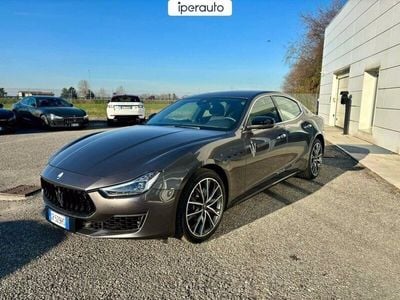 Usata Maserati Ghibli GT 330 CV (242 kW) 2023 Grigio metallizzato Coupé