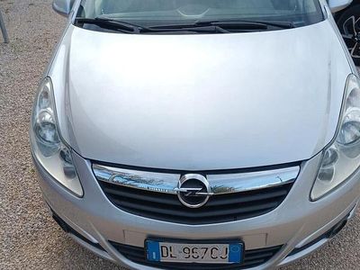 Usata Opel Corsa Club 59 CV (43 kW) 2007 Grigio Berlina