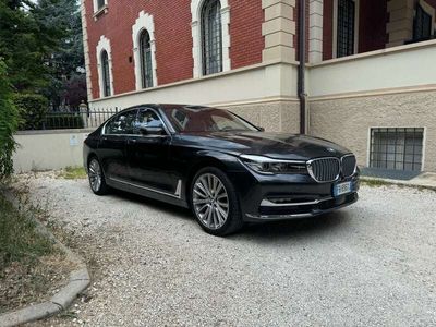 BMW 730