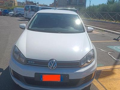 Usata VW Golf VI 140 CV (102 kW) 2010 Bianco Utilitaria