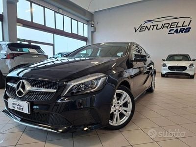 Usata Mercedes A180 109 CV (80 kW) 2017 Nero Berlina