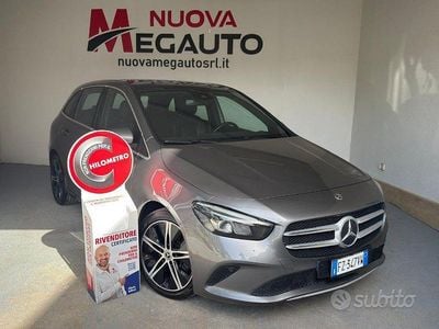 Usata Mercedes B200 Progressive 150 CV (110 kW) 2019 Grigio Monovolume