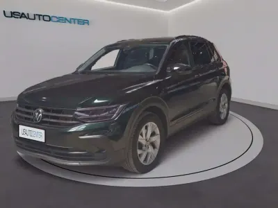 Usata VW Tiguan Life 150 CV (110 kW) 2021 0e nero mito metallizzato SUV