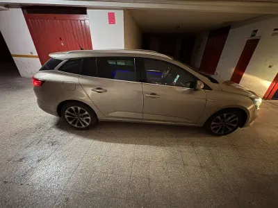 Usata Renault Mégane GrandTour 110 CV (80 kW) 2017 Bronzo Station wagon