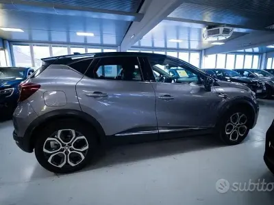 Usata Renault Captur Intens 145 CV (106 kW) 2023 Other SUV