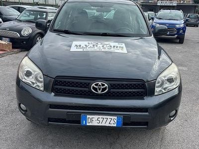 Usata Toyota RAV4 Luxury 136 CV (100 kW) 2007 Grigio Station wagon