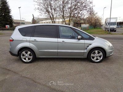 Grigio Usata 2008 Ford S-MAX Titanium Monovolume | 6500 € (Molto cara)