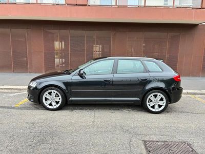 Nero Usata 2010 Audi A3 Sportback Ambiente Utilitaria | 6700 €