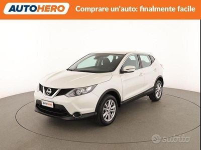 Gebraucht Nissan Qashqai Acenta 110 PS (80 kW) 2017 Weiß SUV