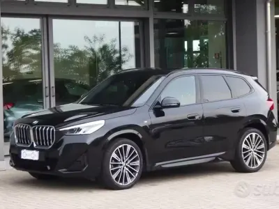 Usata BMW X1 M Sport 204 CV (150 kW) 2023 Saphirschwarz SUV
