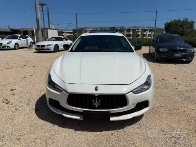 Usata Maserati Ghibli 275 CV (202 kW) 2014 Bianco Berlina