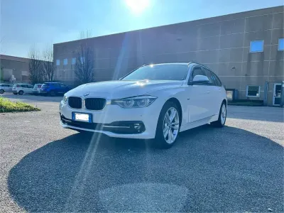 Usata BMW 320 Sport Line 190 CV (139 kW) 2017 Bianco Station wagon