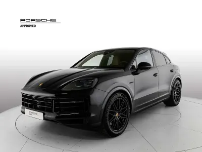 Usata Porsche Cayenne 470 CV (345 kW) 2024 A1 nero SUV