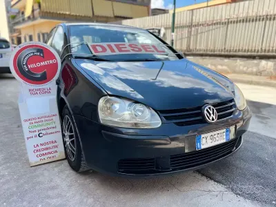 Usata VW Golf V 105 CV (77 kW) 2007 Blu Berlina