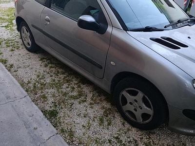 Occasion Peugeot 206 68 ch (50 kW) 2004 Gris Berline