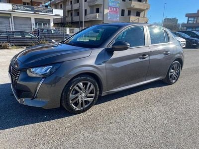 Usata Peugeot 208 GT 102 CV (75 kW) 2021 Gray Utilitaria
