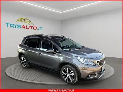 Usata Peugeot 2008 Allure 100 CV (73 kW) 2018 Grigio SUV
