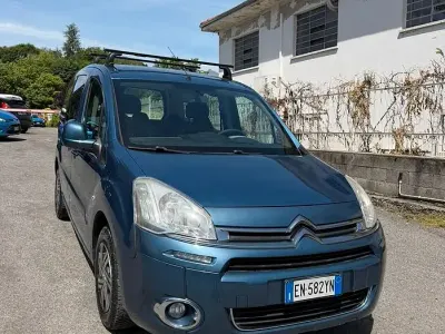 Usata Citroën Berlingo Seduction 90 CV (66 kW) 2013 Blu Monovolume