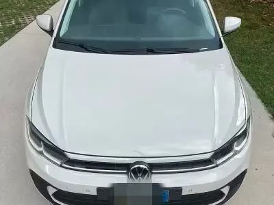 Usata VW Polo Life 95 CV (69 kW) 2021 Grigio Utilitaria