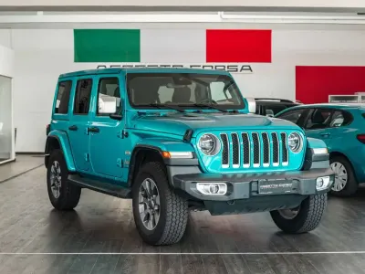 Usata Jeep Wrangler Unlimited Sahara 272 CV (200 kW) 2021 Blu cobalto SUV