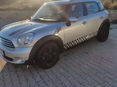Usado Mini Cooper 111 CV (81 kW) 2014 Gris Utilitario
