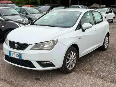 Usata Seat Ibiza CONNECT 75 CV (55 kW) 2016 Bianco Berlina