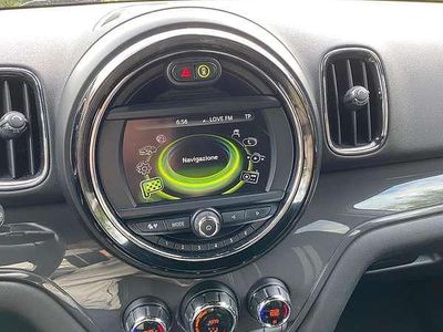 Käytetty Mini Cooper D Countryman 150 HP (110 kW) 2017 Valkoinen Katumaasturi