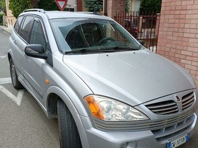 Usata SsangYong Kyron 141 CV (103 kW) 2006 Grigio SUV
