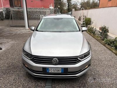 Usata VW Passat Comfortline 150 CV (110 kW) 2016 Grigio Station wagon