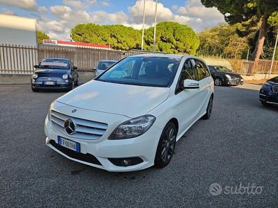 Usata Mercedes B180 Executive 109 CV (80 kW) 2014 Bianco Monovolume