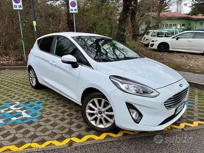 Begagnad Ford Fiesta 86 HK (63 kW) 2021 Vit Halvkombi
