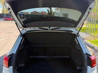 Usata VW T-Roc Style 116 CV (85 kW) 2019 Bianco SUV