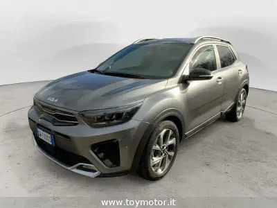 Usata Kia Stonic GT-Line 120 CV (88 kW) 2024 Grigio SUV