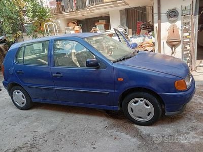 Usata VW Polo 64 CV (47 kW) 1998 Blu Utilitaria