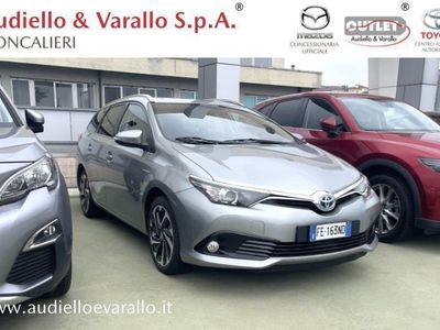 usata Toyota Auris Touring Sports 1.8 Hybrid Style