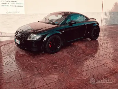 Usata Audi TT 180 CV (132 kW) 1999 Nero Coupé