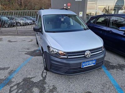 Usata VW Caddy Trendline 102 CV (75 kW) 2018 Argento Monovolume